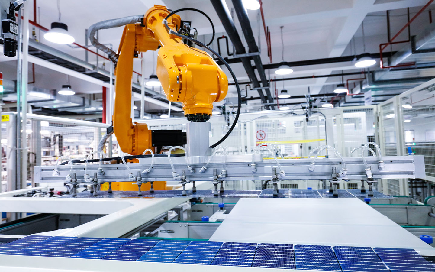 Engineering the future of High Tech Manufacturing with resilient software